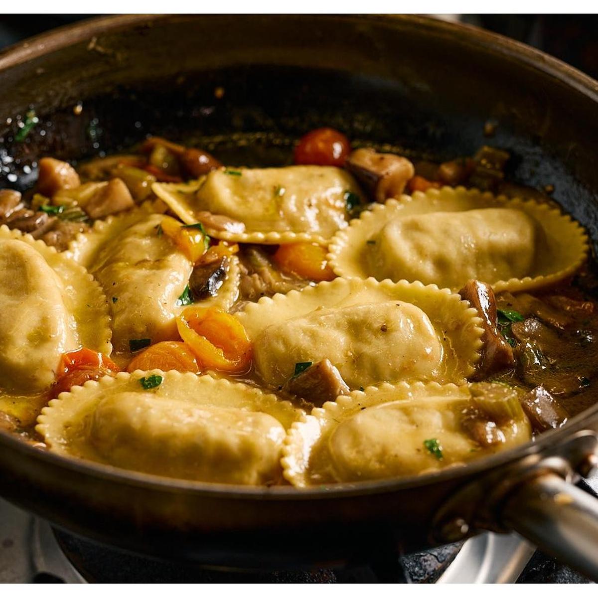 Ravioloni con Funghi di Bosco e Tartufo