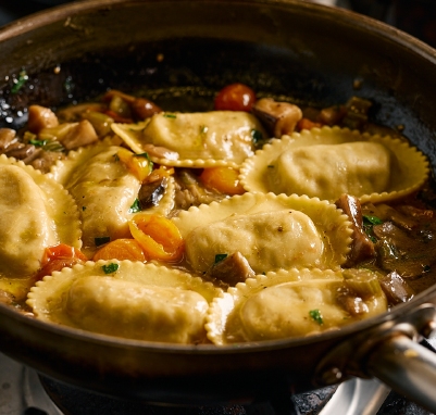 Ravioloni con Funghi di Bosco e Tartufo